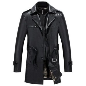 Elegante soprabito in pelle nera da motociclista